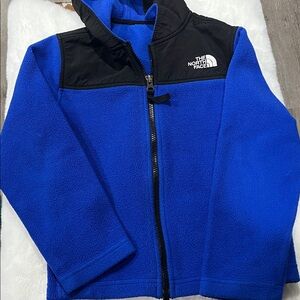 TNF The North Face All Around Boys Hoodie Jacket. XS